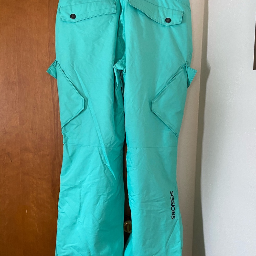 Snow pants - Picture 3 of 3